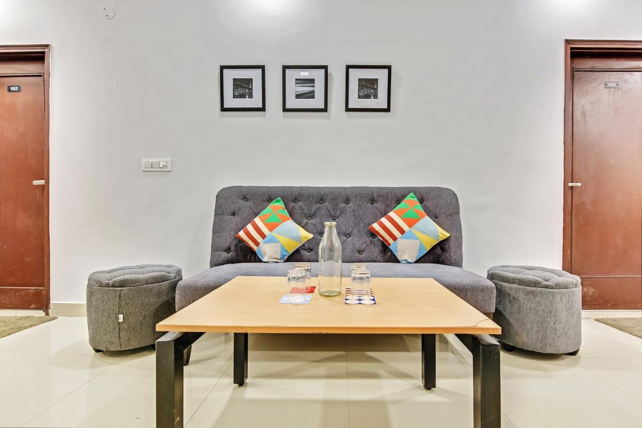 Oyo Home 64106 Comfortable Stay New Delhi Extérieur photo