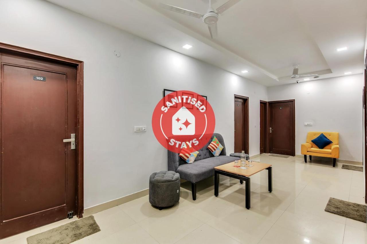 Oyo Home 64106 Comfortable Stay New Delhi Extérieur photo