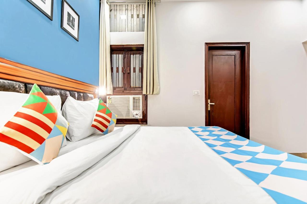 Oyo Home 64106 Comfortable Stay New Delhi Extérieur photo