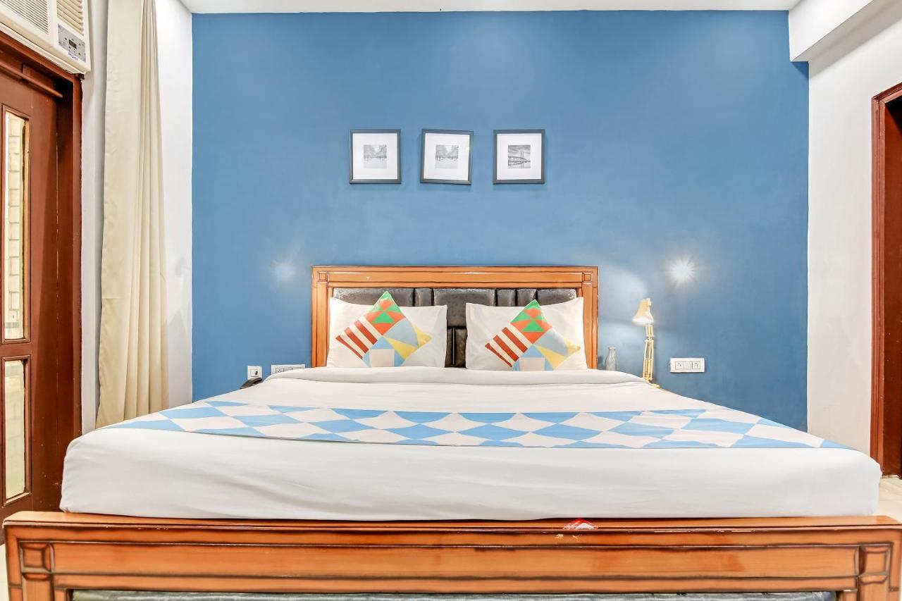 Oyo Home 64106 Comfortable Stay New Delhi Extérieur photo