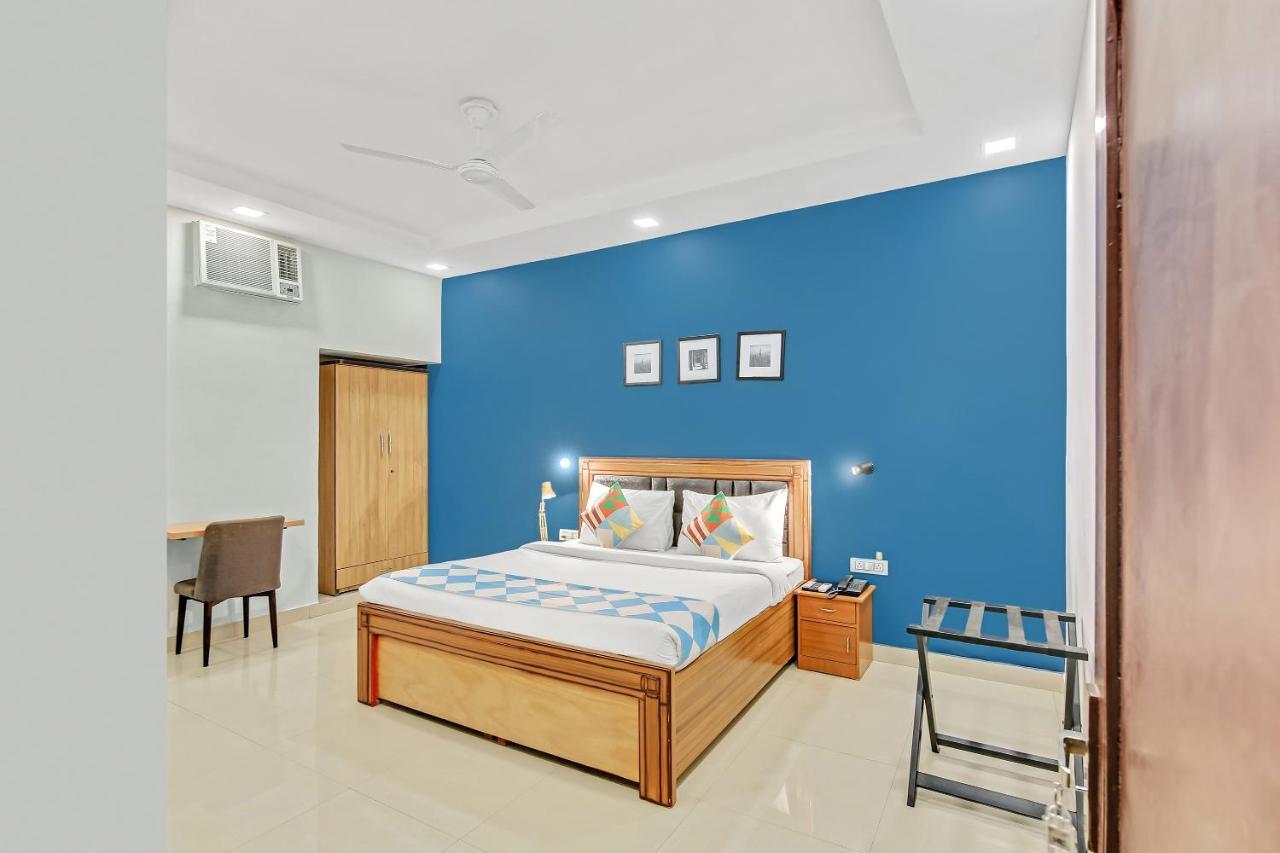 Oyo Home 64106 Comfortable Stay New Delhi Extérieur photo
