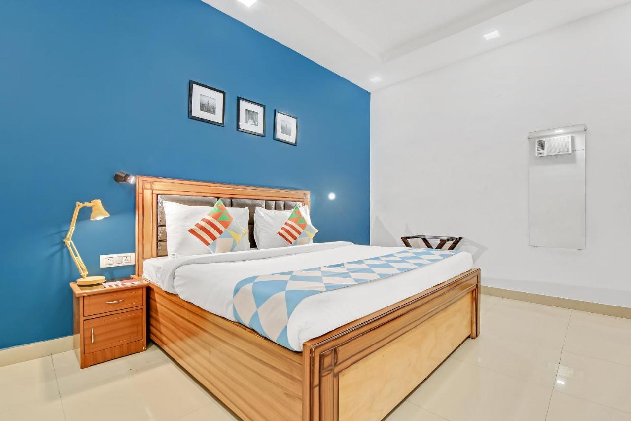 Oyo Home 64106 Comfortable Stay New Delhi Extérieur photo