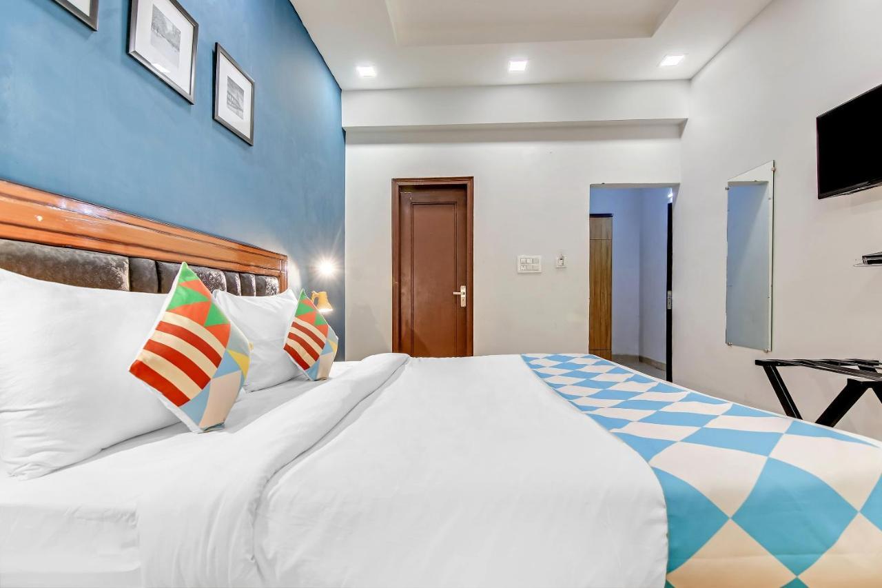 Oyo Home 64106 Comfortable Stay New Delhi Extérieur photo